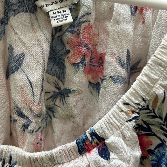 American Eagle off the shoulder blouse - Picture 2 of 3